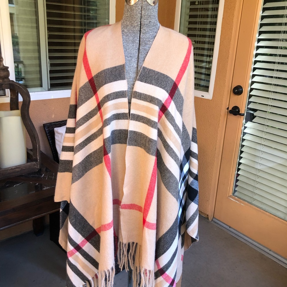 Odiva  Shawl Wrap Luxury Poncho  Cape Cardigan Sweater Open Front Brown Tan NWT